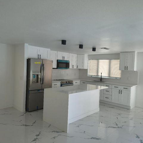 7019 FOUNTAIN AVENUE, Tampa, FL 33634