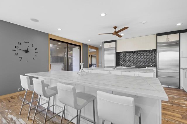 N1888 Loramoor LANE, Lake Geneva, WI 53147