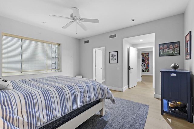 N1888 Loramoor LANE, Lake Geneva, WI 53147