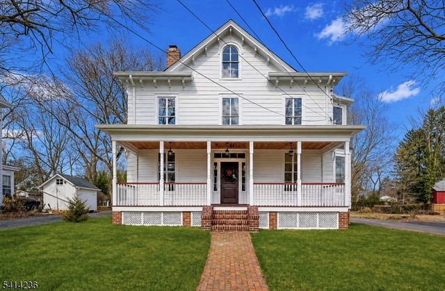 23 Amwell Rd, Millstone Boro, NJ 08844
