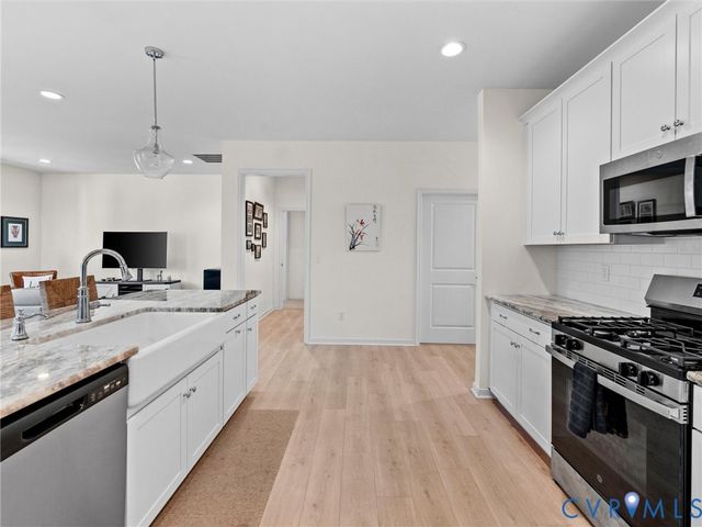 7616 New Settlement Cir, Henrico, VA 23231