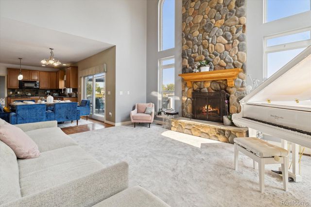 1858 SANDY SHORES Drive, Oxford, MI 48371