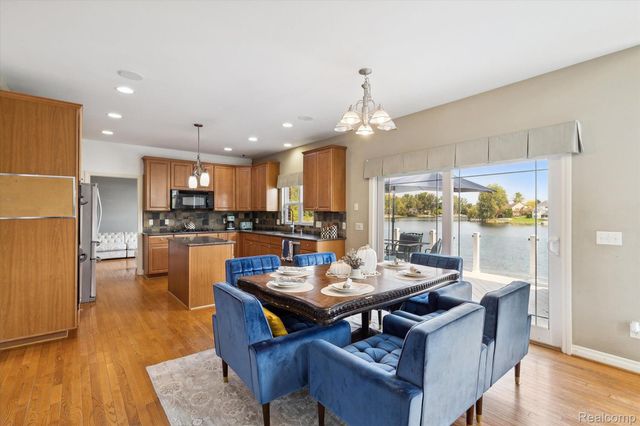 1858 SANDY SHORES Drive, Oxford, MI 48371