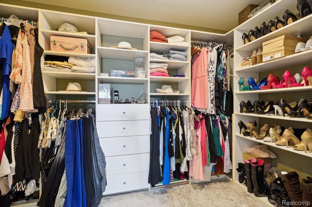 1858 SANDY SHORES Drive, Oxford, MI 48371