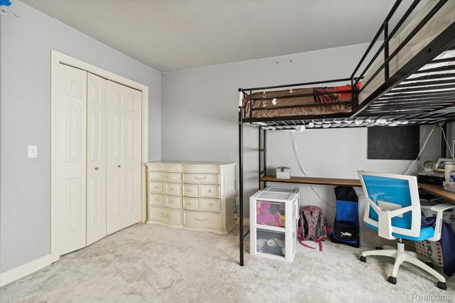 1858 SANDY SHORES Drive, Oxford, MI 48371