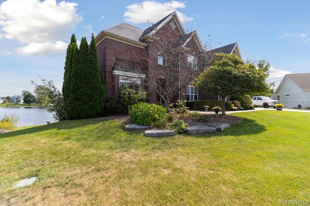 1858 SANDY SHORES Drive, Oxford, MI 48371