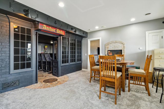 1858 SANDY SHORES Drive, Oxford, MI 48371