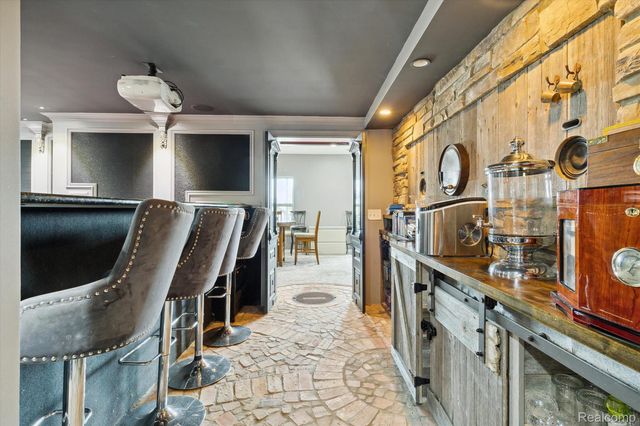 1858 SANDY SHORES Drive, Oxford, MI 48371