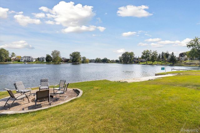 1858 SANDY SHORES Drive, Oxford, MI 48371