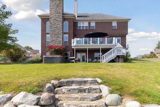 1858 SANDY SHORES Drive, Oxford, MI 48371