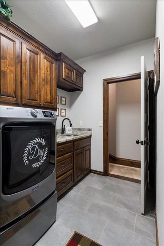 1631 NW Leona Cir, Lawton, OK 73505