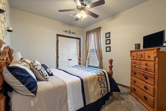 1631 NW Leona Cir, Lawton, OK 73505