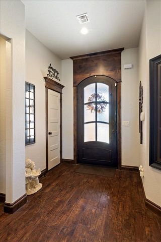 1631 NW Leona Cir, Lawton, OK 73505