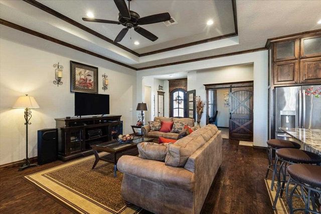 1631 NW Leona Cir, Lawton, OK 73505