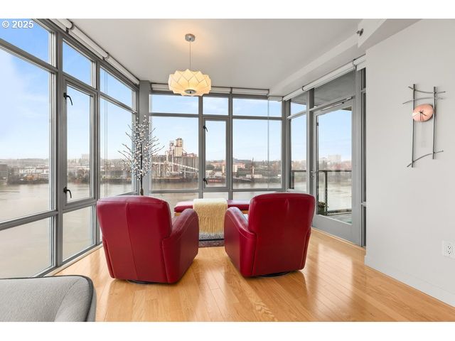 1260 Nw NAITO Pkwy 801B, Portland, OR 97209