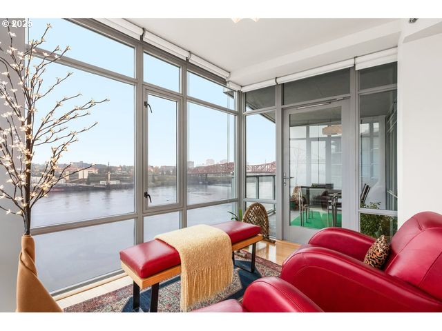 1260 Nw NAITO Pkwy 801B, Portland, OR 97209