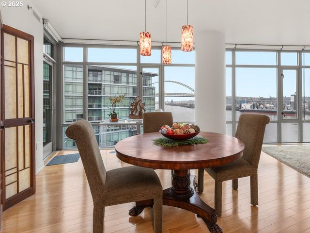 1260 Nw NAITO Pkwy 801B, Portland, OR 97209