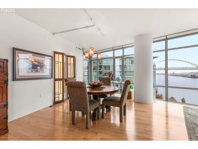 1260 Nw NAITO Pkwy 801B, Portland, OR 97209