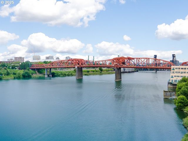 1260 Nw NAITO Pkwy 801B, Portland, OR 97209