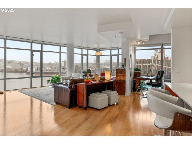 1260 Nw NAITO Pkwy 801B, Portland, OR 97209