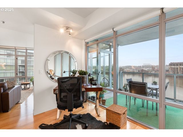 1260 Nw NAITO Pkwy 801B, Portland, OR 97209