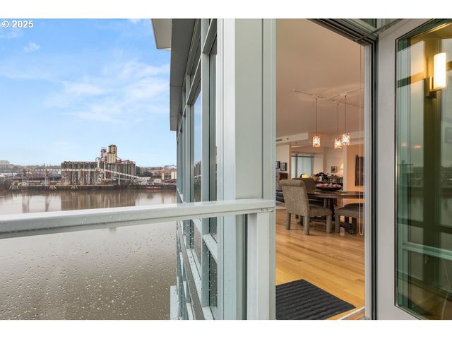 1260 Nw NAITO Pkwy 801B, Portland, OR 97209