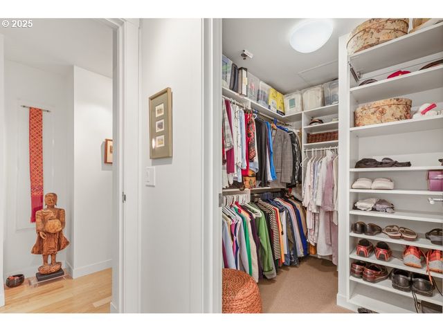 1260 Nw NAITO Pkwy 801B, Portland, OR 97209