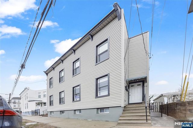 88 Devon Street, Kearny, NJ 07032