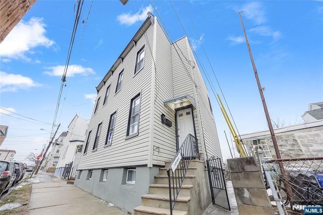 88 Devon Street, Kearny, NJ 07032