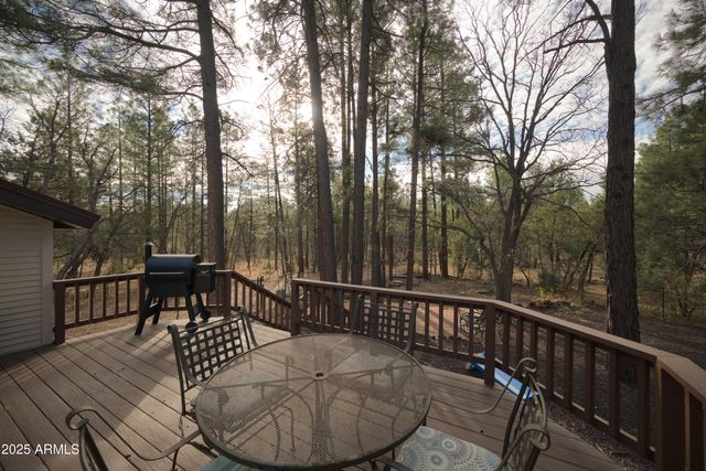 2237 Lockwood Drive, Lakeside, AZ 85929