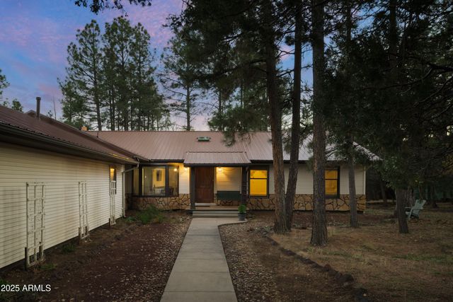 2237 Lockwood Drive, Lakeside, AZ 85929