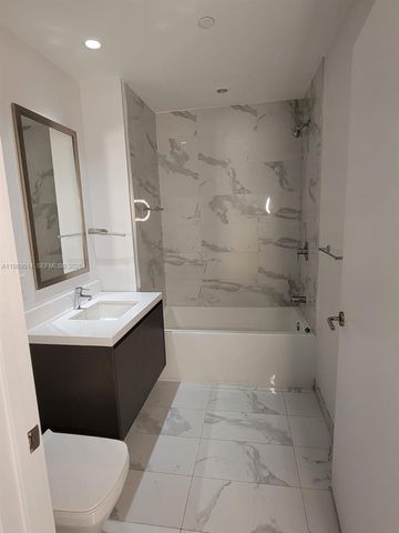 851 NE 1st Ave 1806, Miami, FL 33132