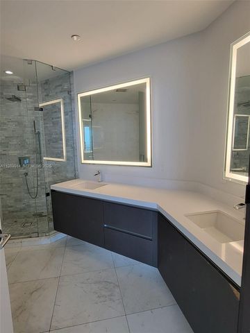 851 NE 1st Ave 1806, Miami, FL 33132