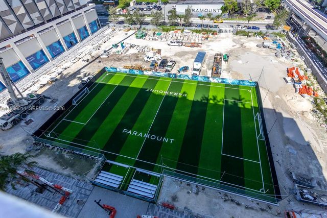 851 NE 1st Ave 1806, Miami, FL 33132