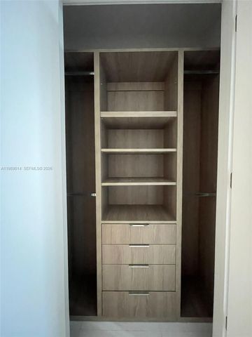 851 NE 1st Ave 1806, Miami, FL 33132