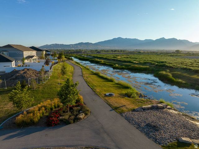 319 E KANAB CREEK DR, Saratoga Springs, UT 84045