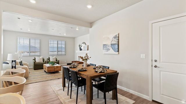 319 E KANAB CREEK DR, Saratoga Springs, UT 84045