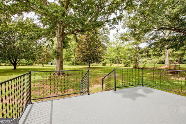 306 Tyrone Road, Fayetteville, GA 30214