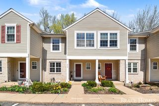 956 Ada Pl Drive Se, Ada Twp, MI 49546