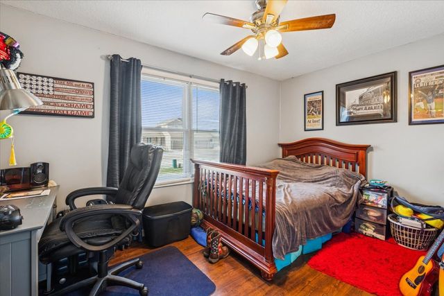 1460 LAWRENCE Avenue, Camanche, IA 52730