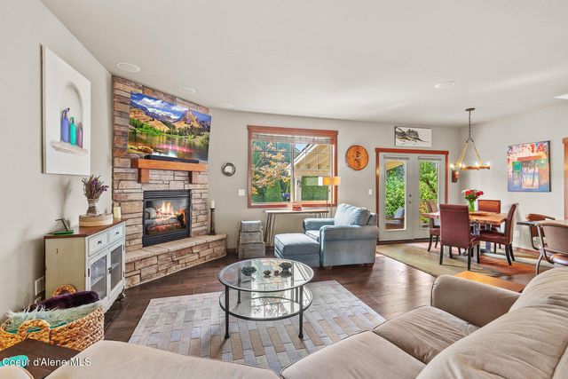 4414 W Riverway PL, Coeur D'alene, ID 83814