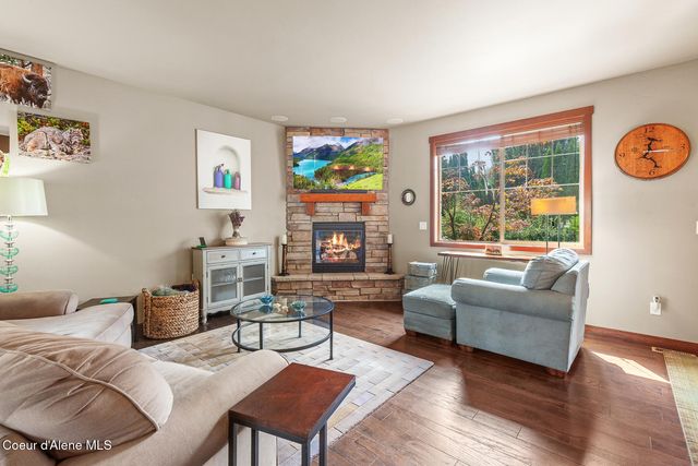 4414 W Riverway PL, Coeur D'alene, ID 83814