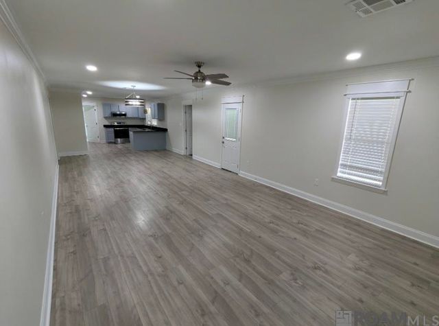 39065 Dame Dr, Prairieville, LA 70769