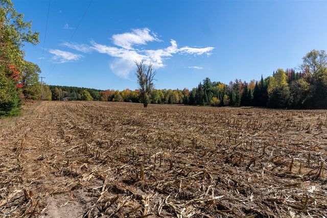 72000 E 46th Road, Cadillac, MI 49601