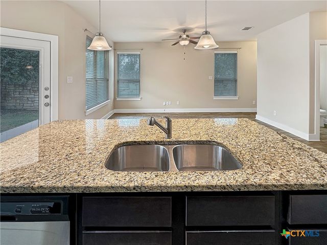 712 Gristmill Drive, New Braunfels, TX 78130