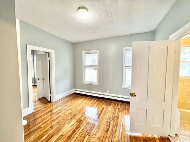 113 Ferry 2, Everett, MA 02149