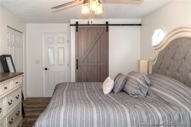 407 Charlestown Memphis Road, Charlestown, IN 47111