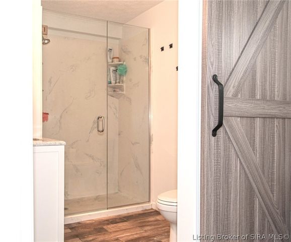 407 Charlestown Memphis Road, Charlestown, IN 47111