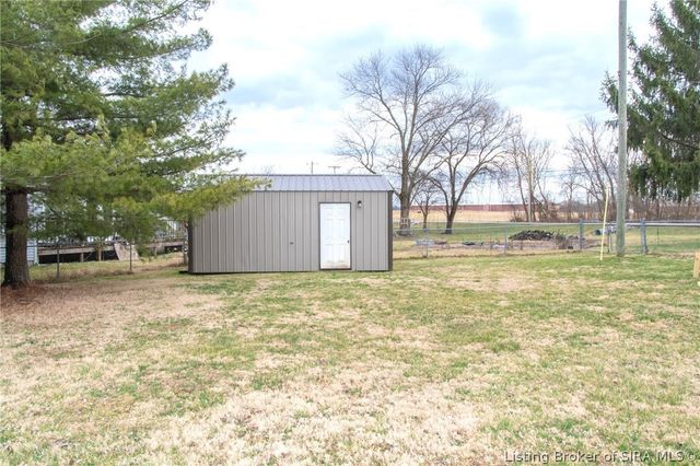 407 Charlestown Memphis Road, Charlestown, IN 47111