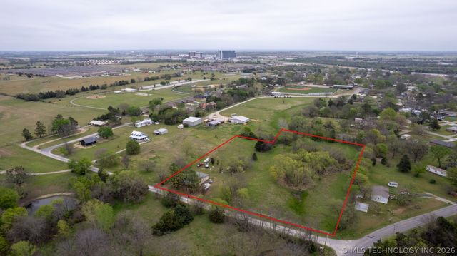 700 N 8th, Calera, OK 74730